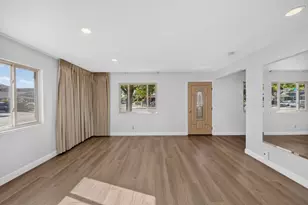 2720 Puccini Ave, San Jose, CA 95122 - Photo 8
