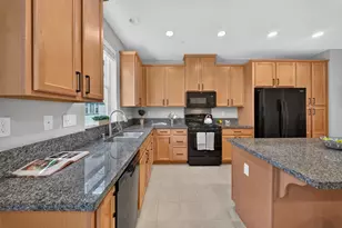 2731 Viterbo Ct 4, San Jose, CA 95111 - Photo 18