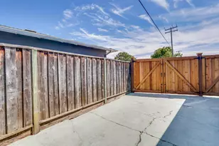 2210 Stebbins Ave, Santa Clara, CA 95051 - Photo 58