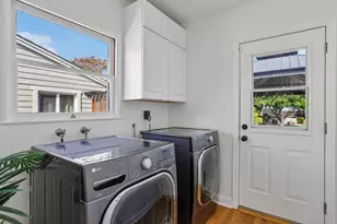 1054 Thornton Way, San Jose, CA 95128 - Photo 12