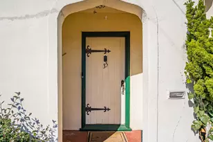 35 Sycamore St, Watsonville, CA 95076 - Photo 2