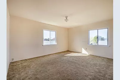 35 Sycamore St, Watsonville, CA 95076 - Photo 34