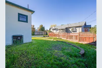 35 Sycamore St, Watsonville, CA 95076 - Photo 54