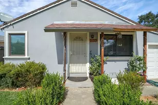 3713 18th Ave, Sacramento, CA 95820 - Photo 2