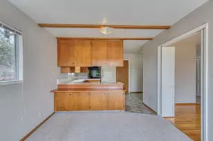 1626 Cambrian Dr, Salinas, CA 93906 - Photo 12