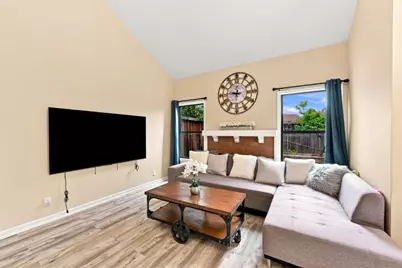126 Mediterranean Ave, Hayward, CA 94544 - Photo 8