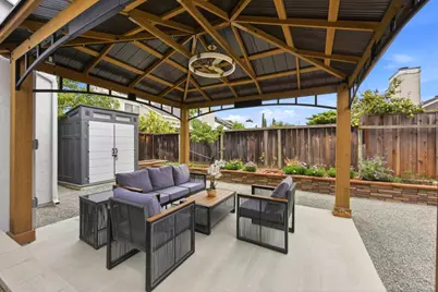 126 Mediterranean Ave, Hayward, CA 94544 - Photo 30
