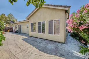 222 Vineyard Dr, Greenfield, CA 93927 - Photo 8