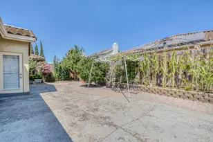 222 Vineyard Dr, Greenfield, CA 93927 - Photo 6