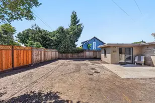 Maple St, Aptos, CA 95003 - Photo 20