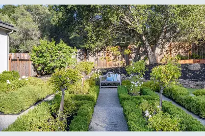 1700 Esberg Rd, Los Altos, CA 94024 - Photo 30
