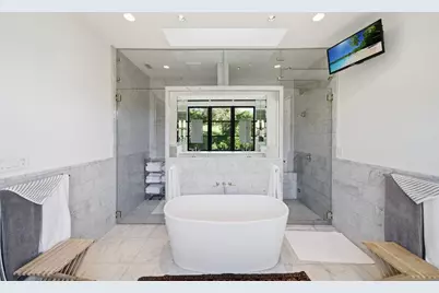 21888 Blue Oaks Pl, Los Altos Hills, CA 94022 - Photo 20