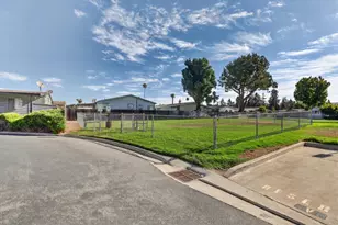 165 Blossom Hl 410, San Jose, CA 95123 - Photo 46