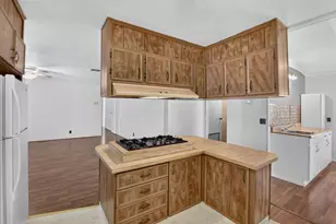 165 Blossom Hl 410, San Jose, CA 95123 - Photo 30