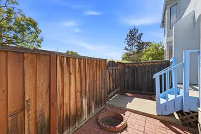 895 Quince Ave 12, Santa Clara, CA 95051 - Photo 2