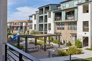253 Waters Park Cir, San Mateo, CA 94403 - Photo 30