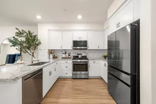 5925 Charlotte Dr 212, San Jose, CA 95123 - Photo 2