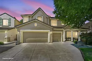 1320 Eastlake Cir, Tracy, CA 95304 - Photo 2