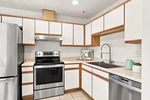 4671 Laurie Cmn 101, Livermore, CA 94550 - Photo 4