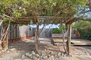 1435 Eastcrest Ct, Santa Cruz, CA 95062 - Photo 40