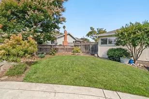 1435 Eastcrest Ct, Santa Cruz, CA 95062 - Photo 4