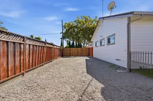 1402 Alpine Ave, Santa Clara, CA 95051 - Photo 46