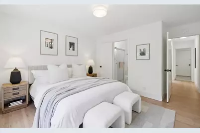 1086 Robbia Dr, Sunnyvale, CA 94087 - Photo 18