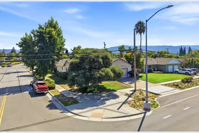 986 W Hacienda Ave, Campbell, CA 95008 - Photo 18