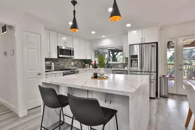 1619 Hallbrook Dr, San Jose, CA 95124 - Photo 4