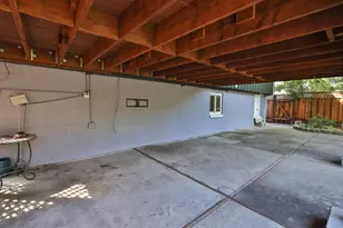 1619 Hallbrook Dr, San Jose, CA 95124 - Photo 30