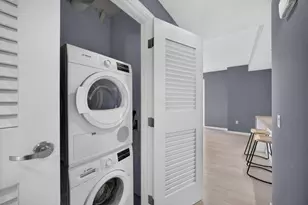 52 Innes Ct 202, San Francisco, CA 94124 - Photo 16