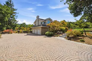 27960 Roble Blanco Ct, Los Altos Hills, CA 94022 - Photo 2