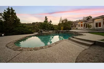 27960 Roble Blanco Ct, Los Altos Hills, CA 94022 - Photo 52