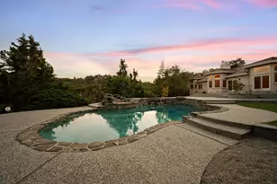27960 Roble Blanco Ct, Los Altos Hills, CA 94022 - Photo 52