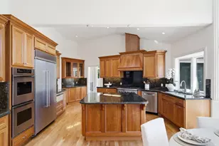 27960 Roble Blanco Ct, Los Altos Hills, CA 94022 - Photo 12