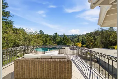 27960 Roble Blanco Ct, Los Altos Hills, CA 94022 - Photo 40