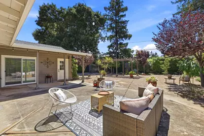 614 Springer Ter, Los Altos, CA 94024 - Photo 38