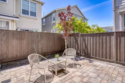 8576 Tailwind Ave, Newark, CA 94560 - Photo 4