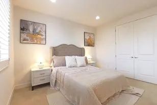 322 N Fair Oaks Ave, Sunnyvale, CA 94085 - Photo 12