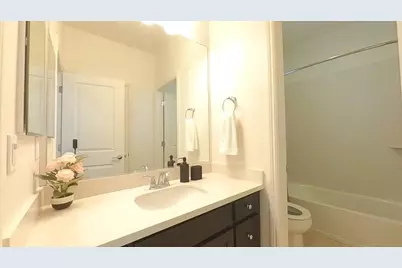 322 N Fair Oaks Ave, Sunnyvale, CA 94085 - Photo 16