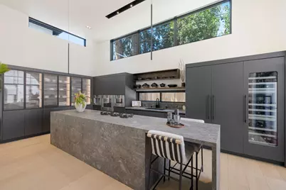 947 Colonial Ln, Palo Alto, CA 94303 - Photo 10