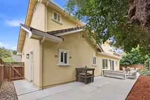 105 Glen Alpine Ct, Mountain View, CA 94043 - Photo 42