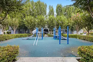 613 Arcadia Ter 102, Sunnyvale, CA 94085 - Photo 32