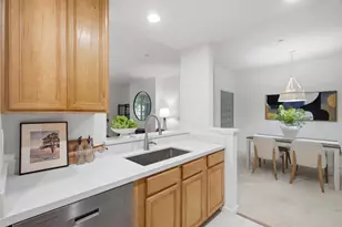 613 Arcadia Ter 102, Sunnyvale, CA 94085 - Photo 4