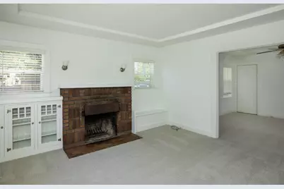 196 N 17th St, San Jose, CA 95112 - Photo 4