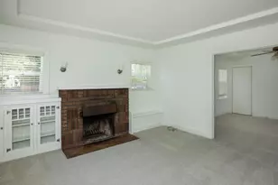 196 N 17th St, San Jose, CA 95112 - Photo 4