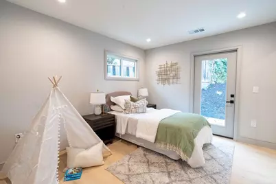 17293 Sereno Ct, Monte Sereno, CA 95030 - Photo 12