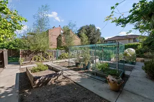 1691 Grant Rd, Mountain View, CA 94040 - Photo 30