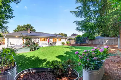 82 Loucks Ave, Los Altos, CA 94022 - Photo 34