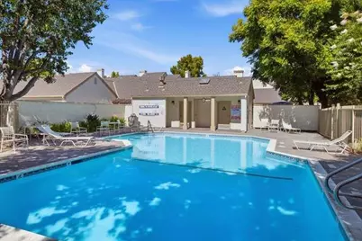 2049 Foxhall Loop, San Jose, CA 95125 - Photo 22